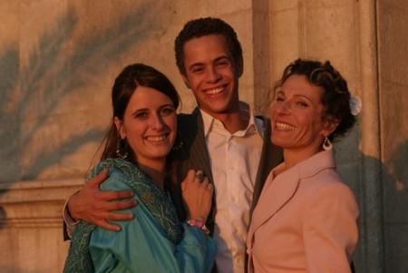 louna ,son fils et sa mere 